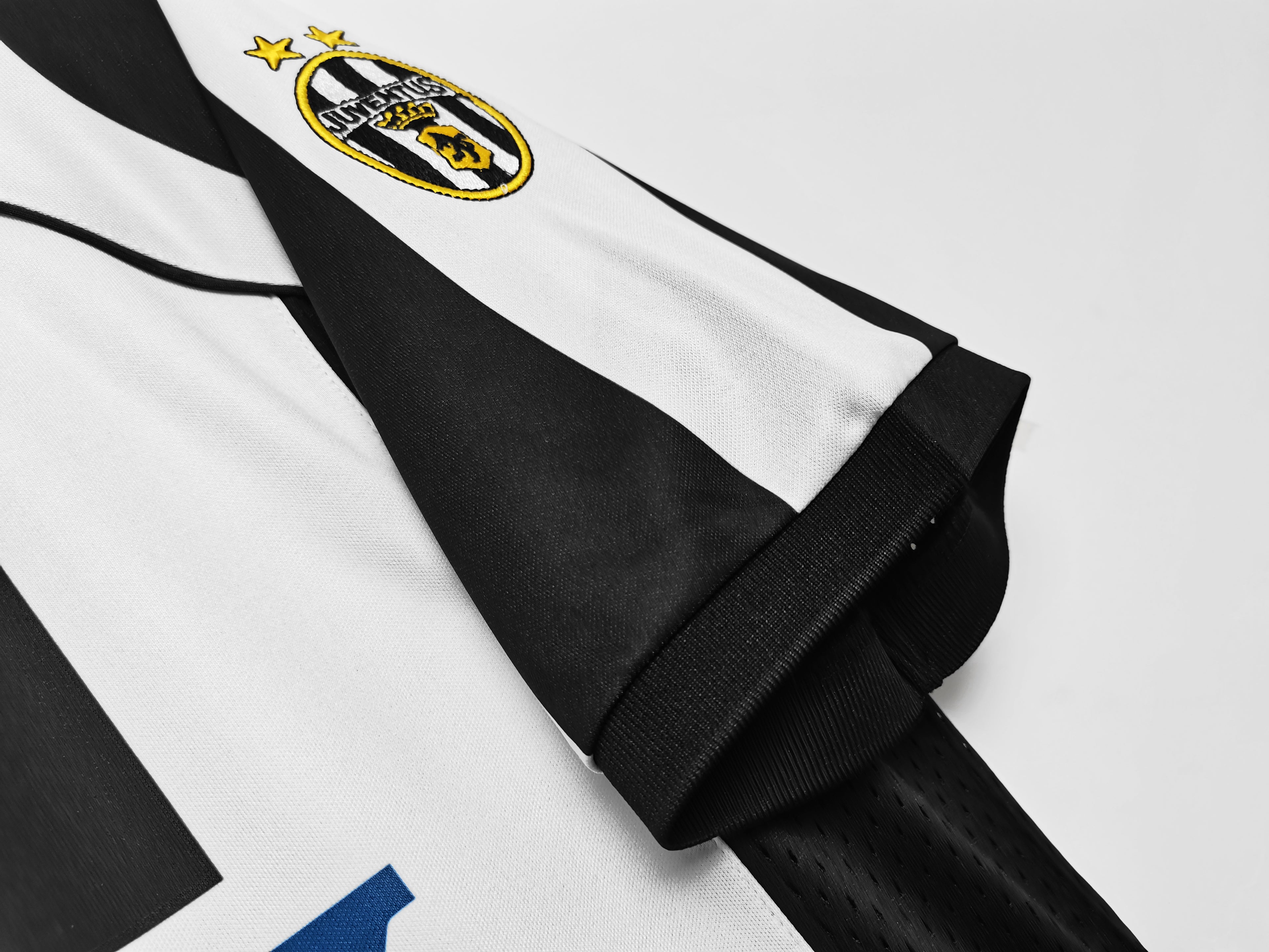 Juventus 97-98 Home