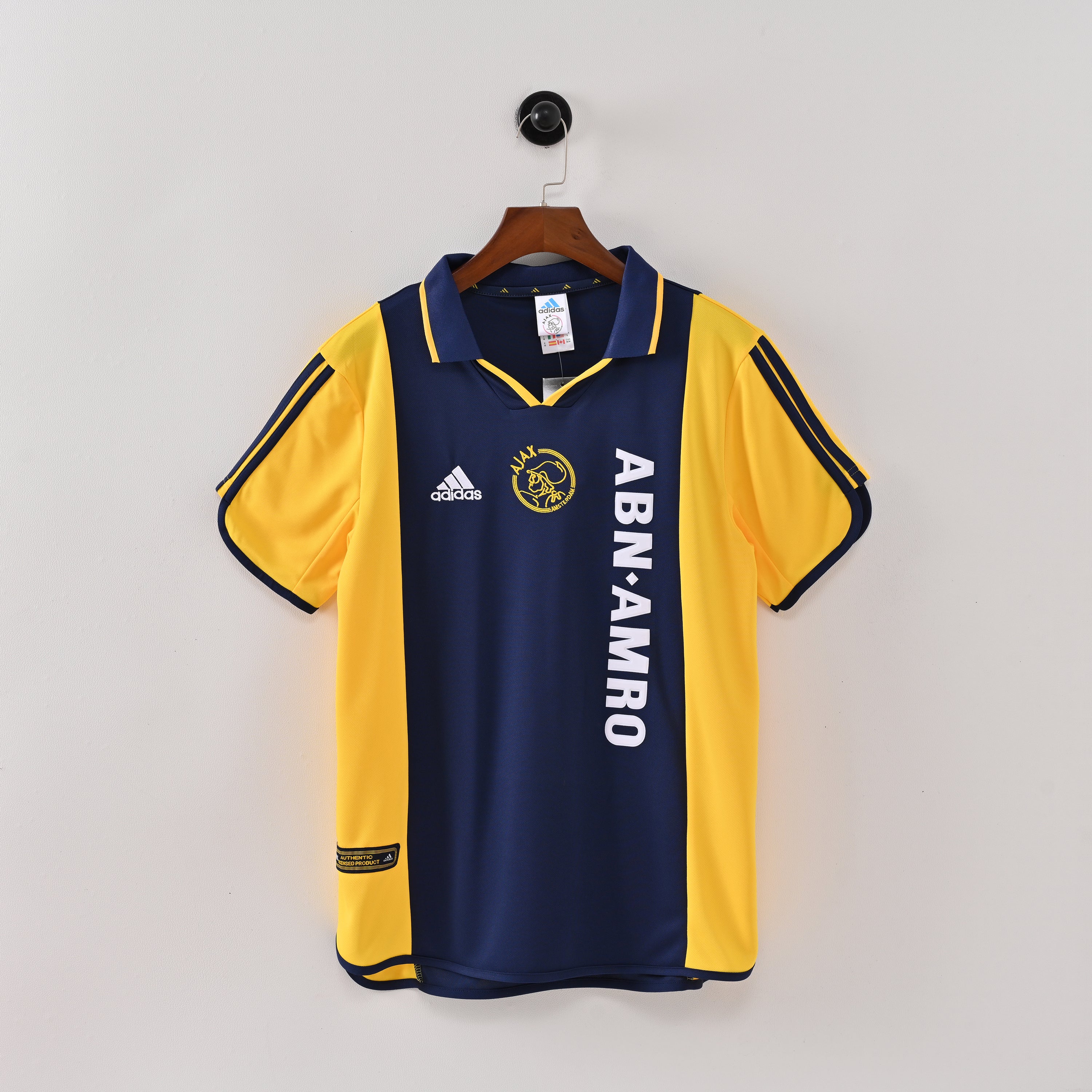 Ajax 01-02 Home