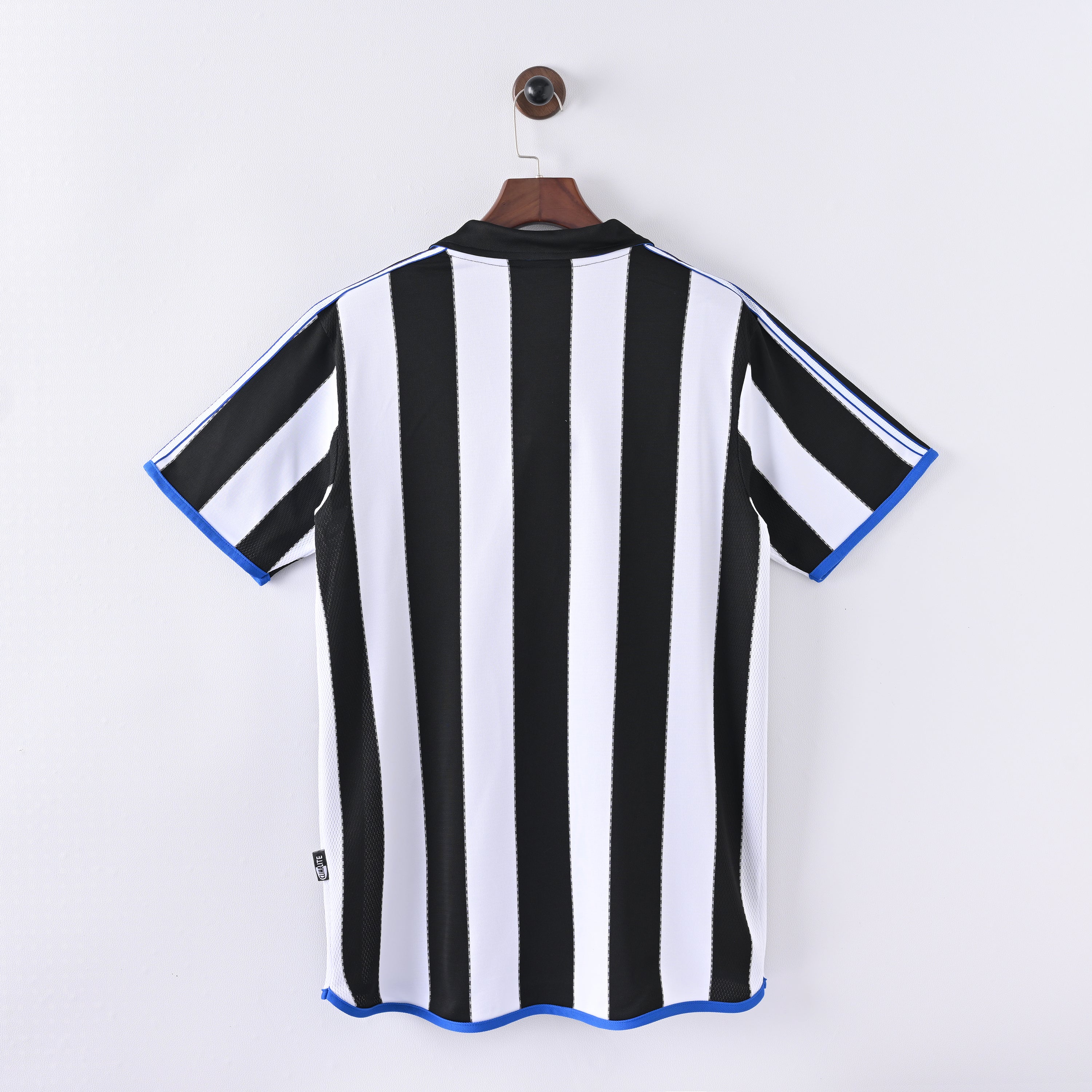 New Castle 99-00 Home