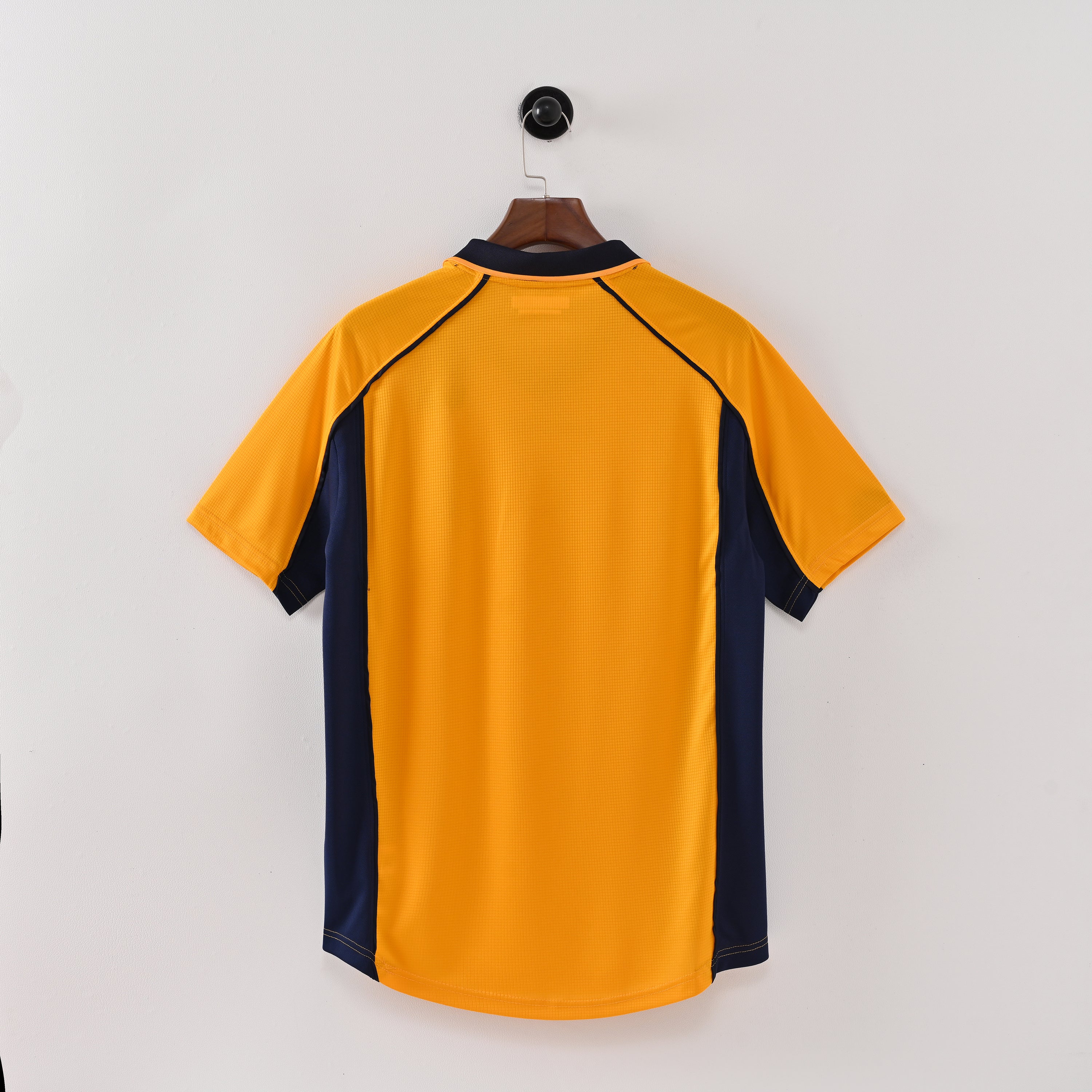 Liverpool 00-01