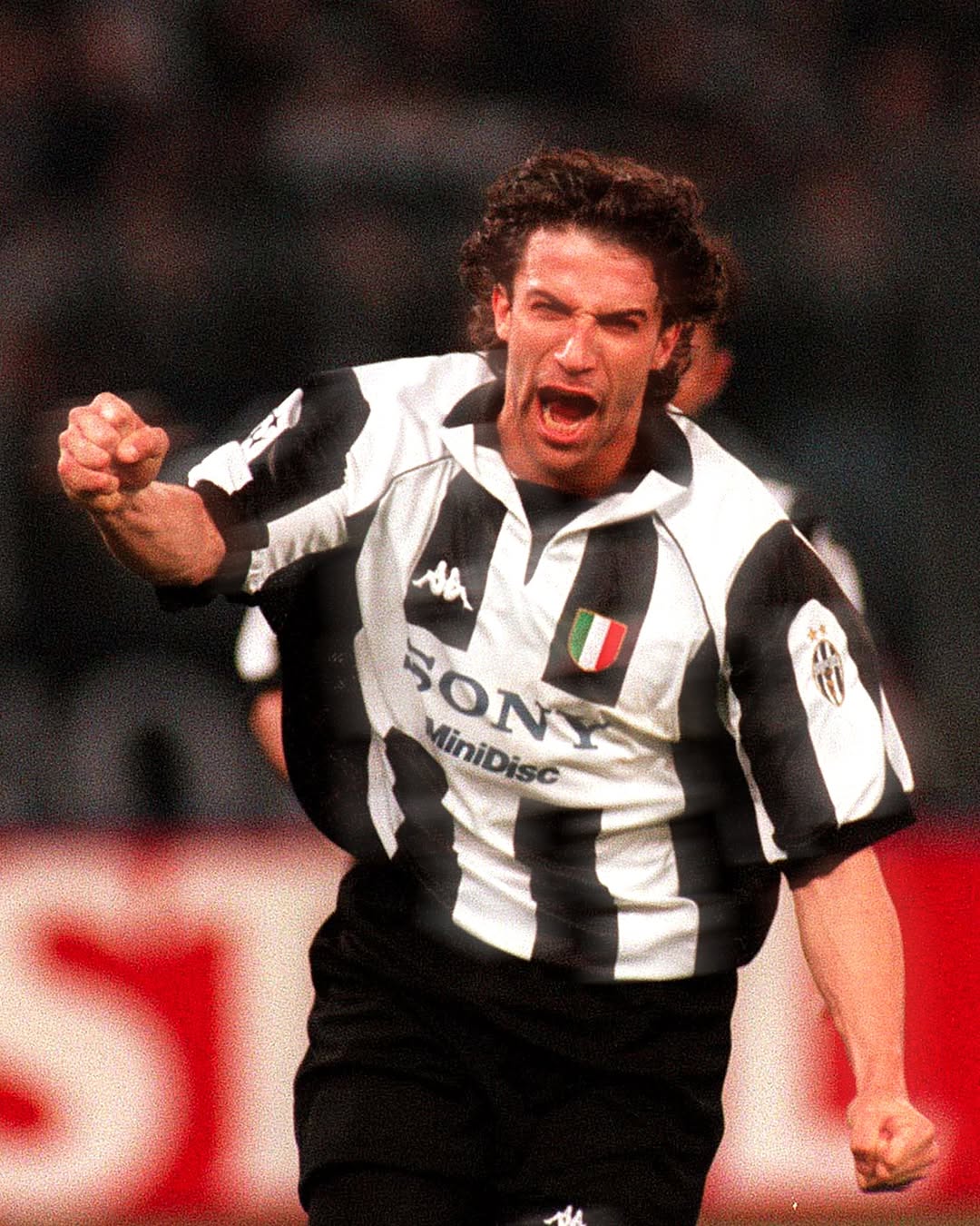 Juventus 97-98 Home