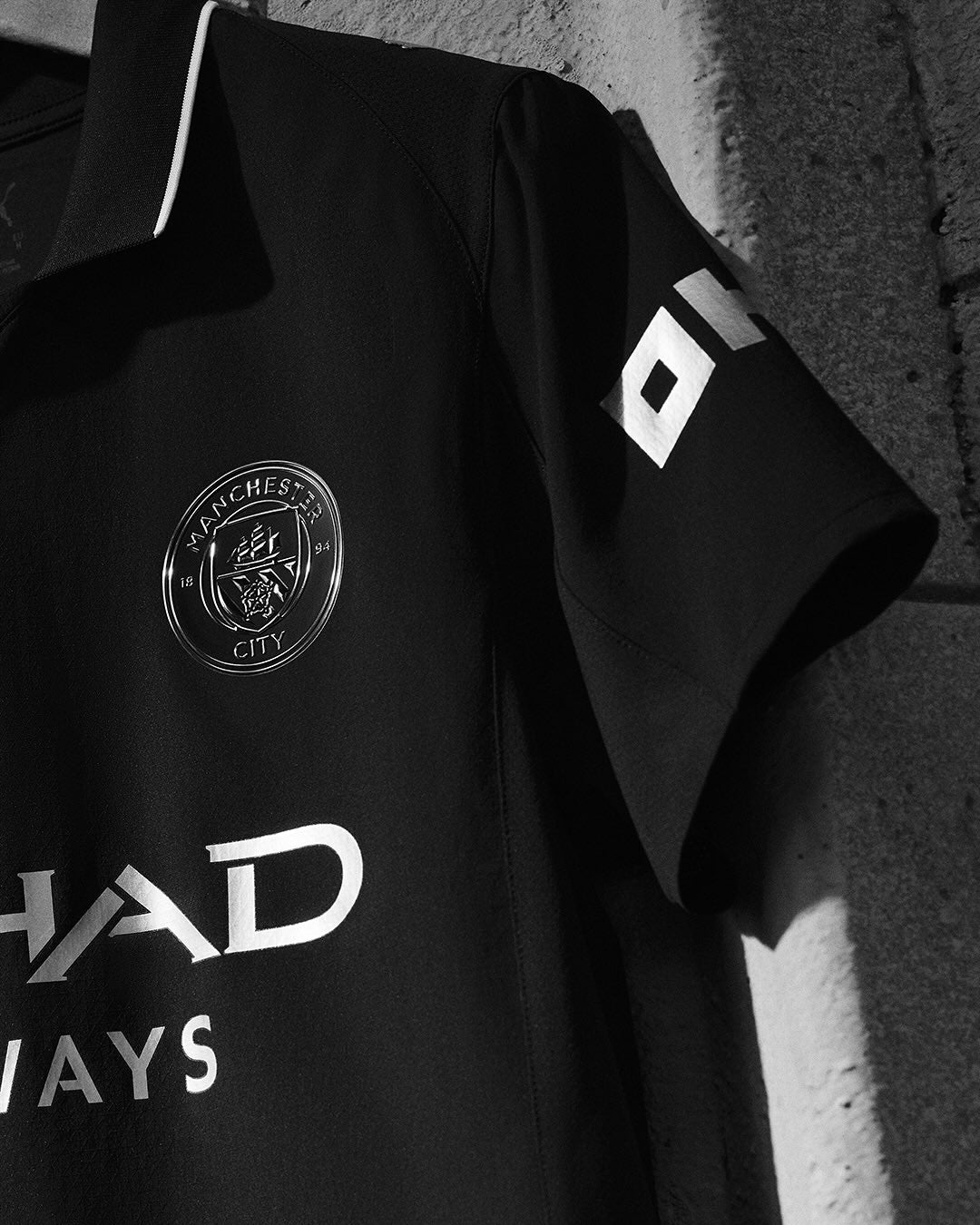 Man City 2025-26 away kit