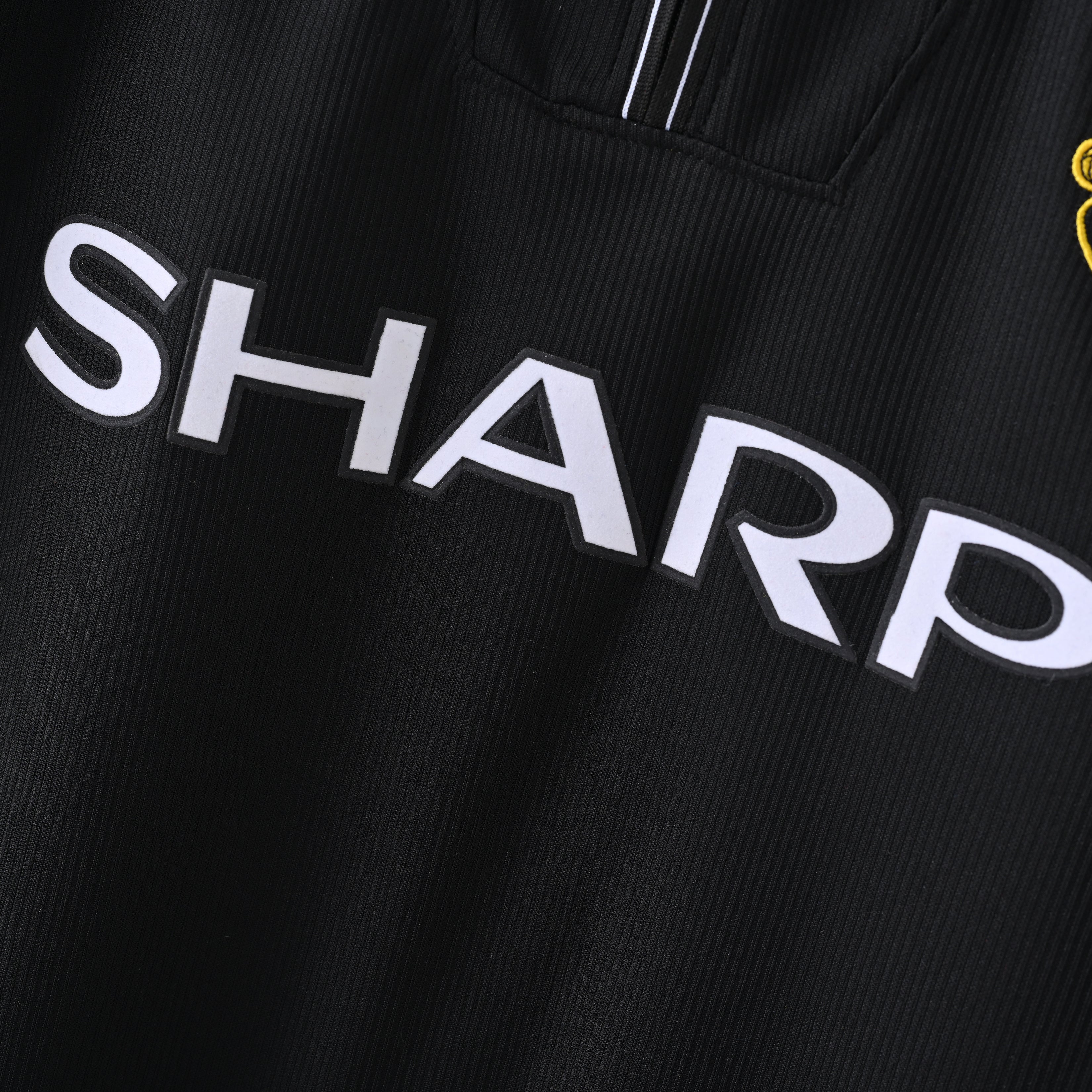Man United 98-99 away kit