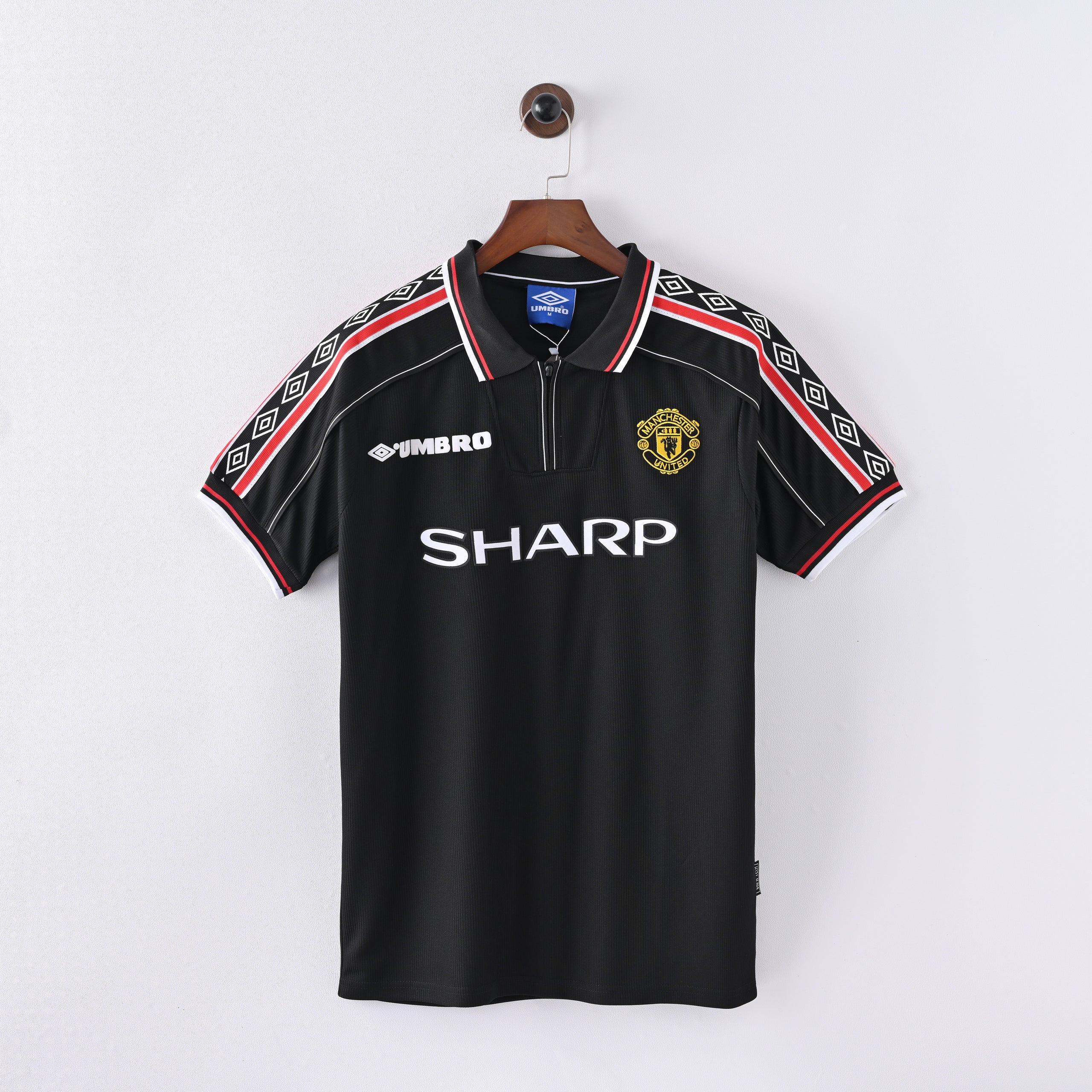 Man United 98-99 away kit