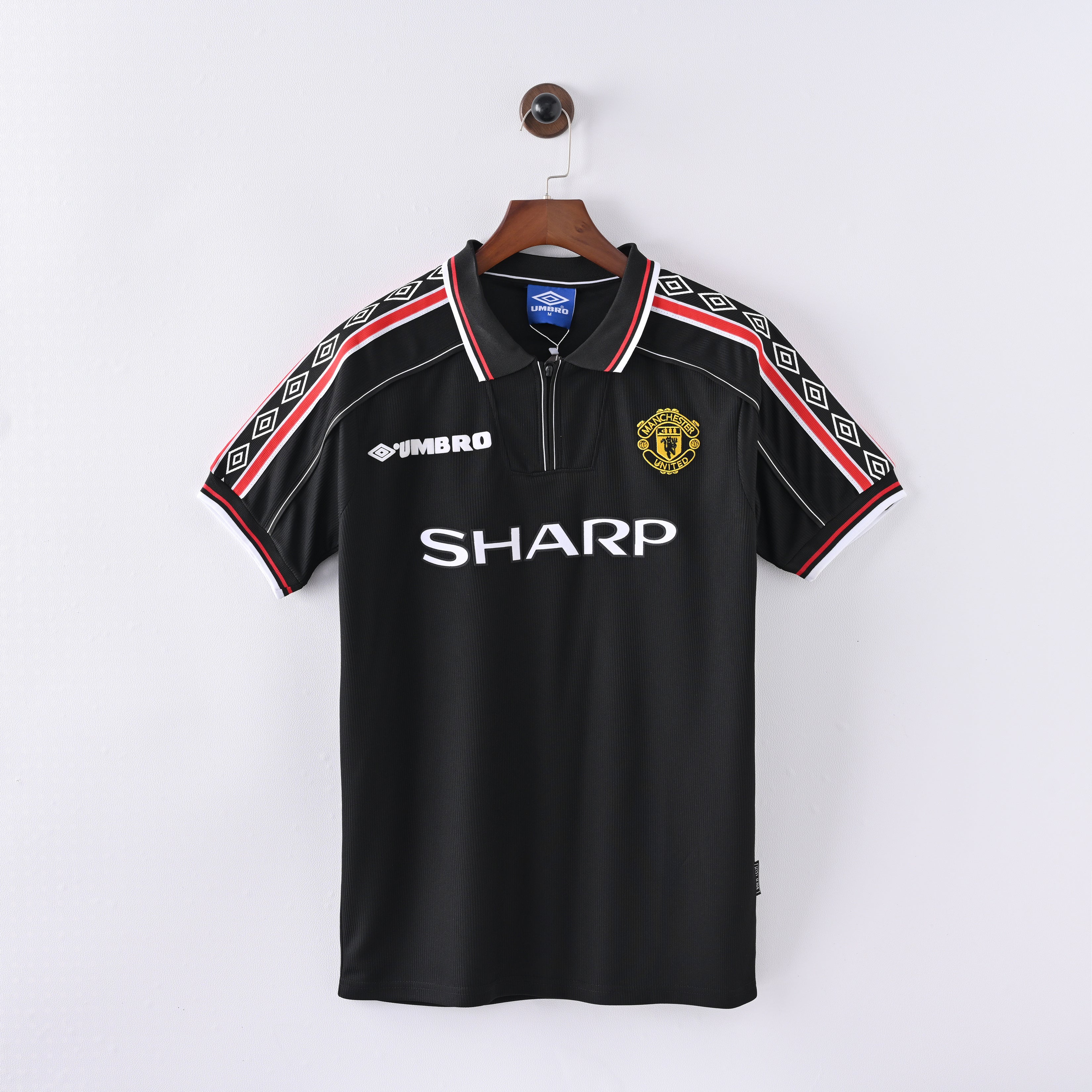 Man United 98-99 away kit