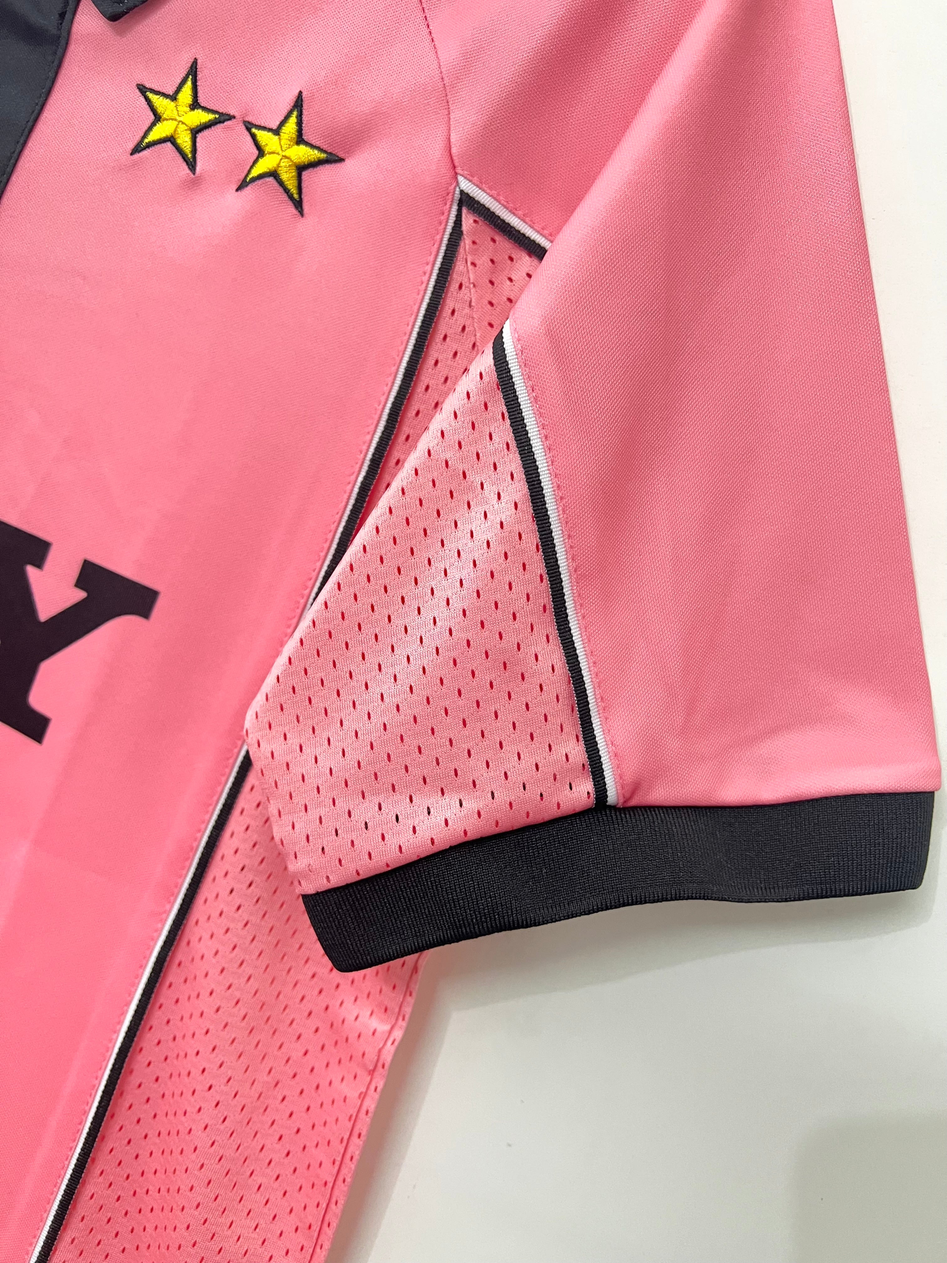 Juventus 96-97 Away