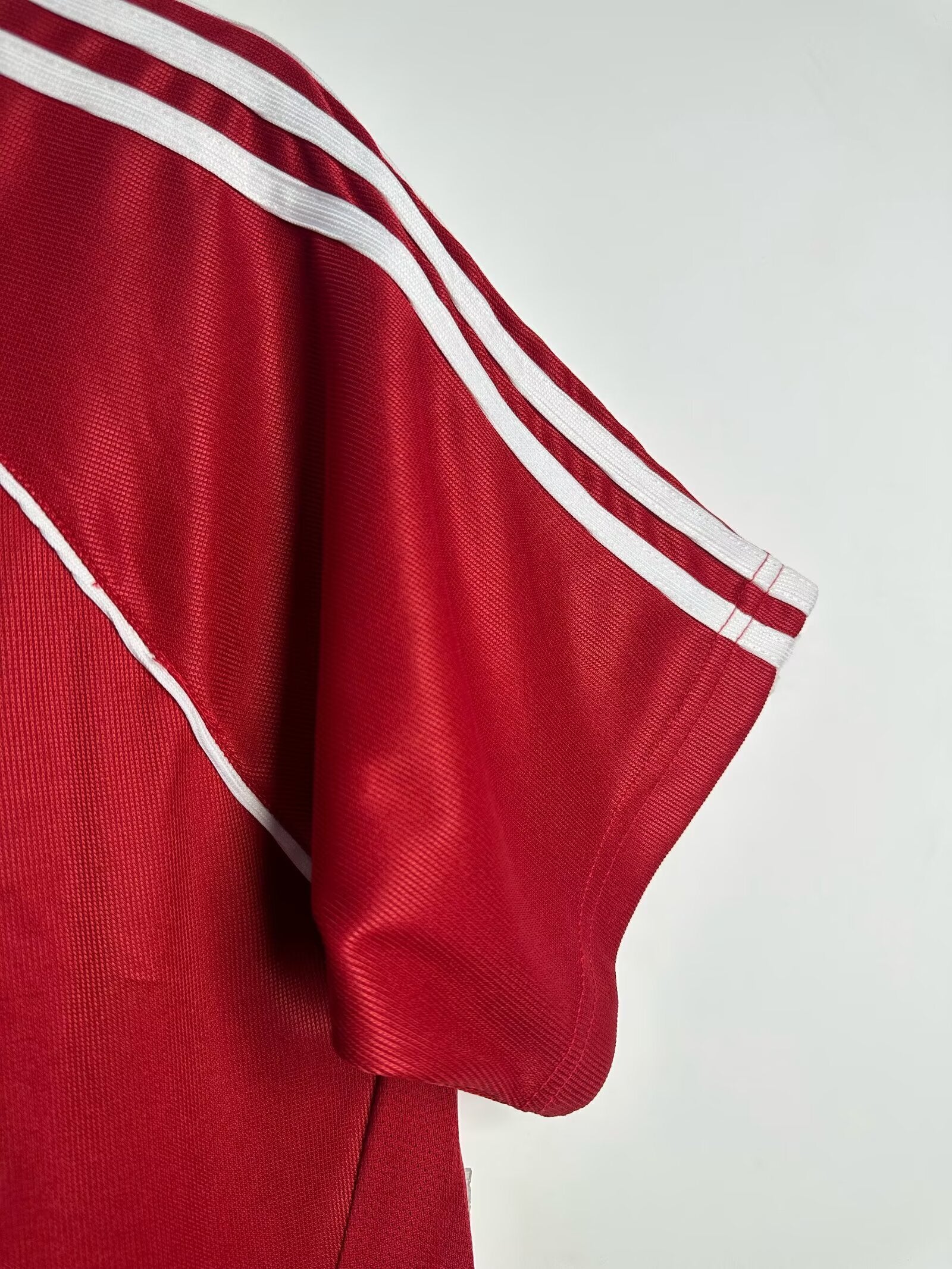 Bayern Munich 2005-2006 home