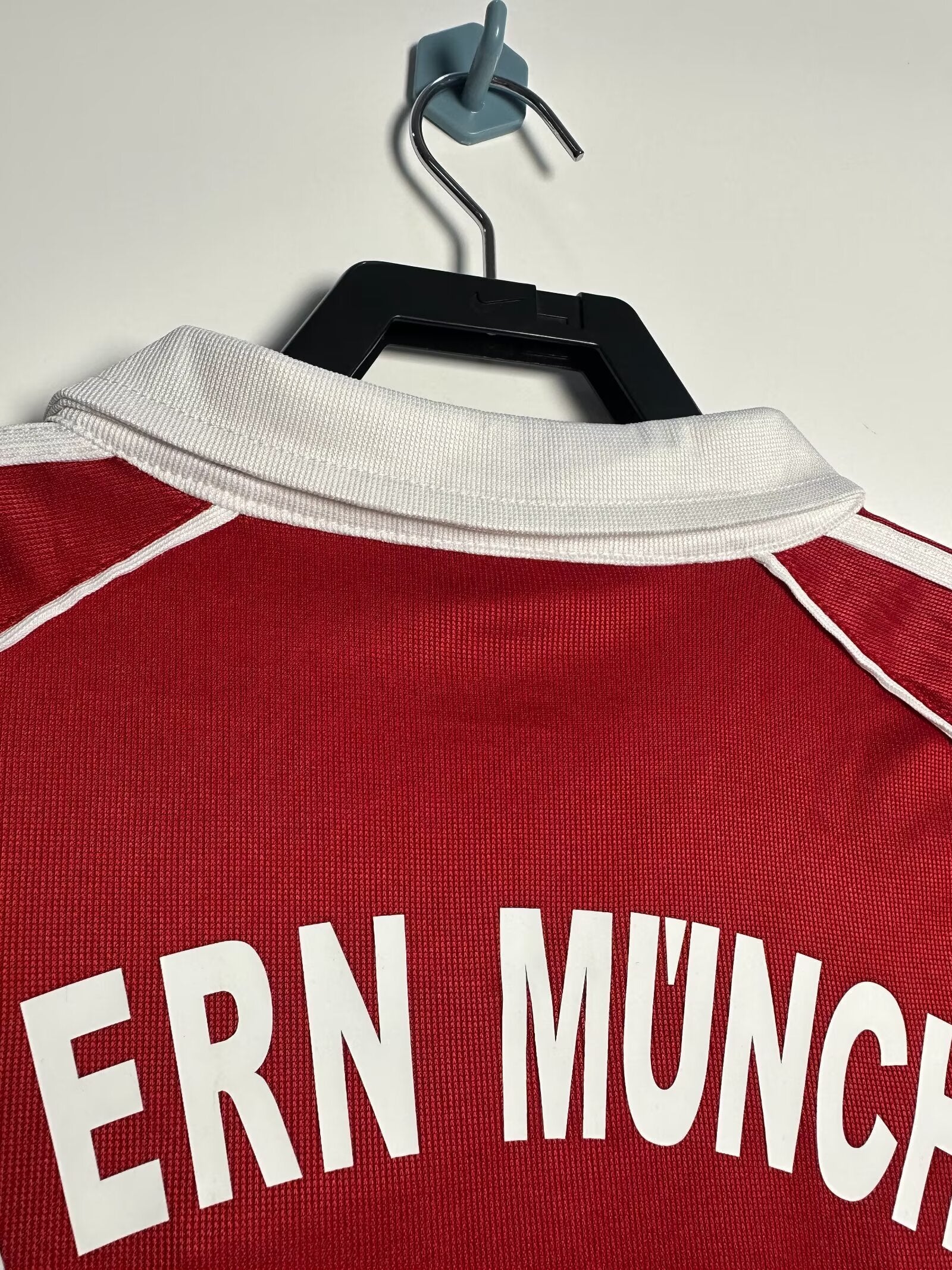 Bayern Munich 2005-2006 home