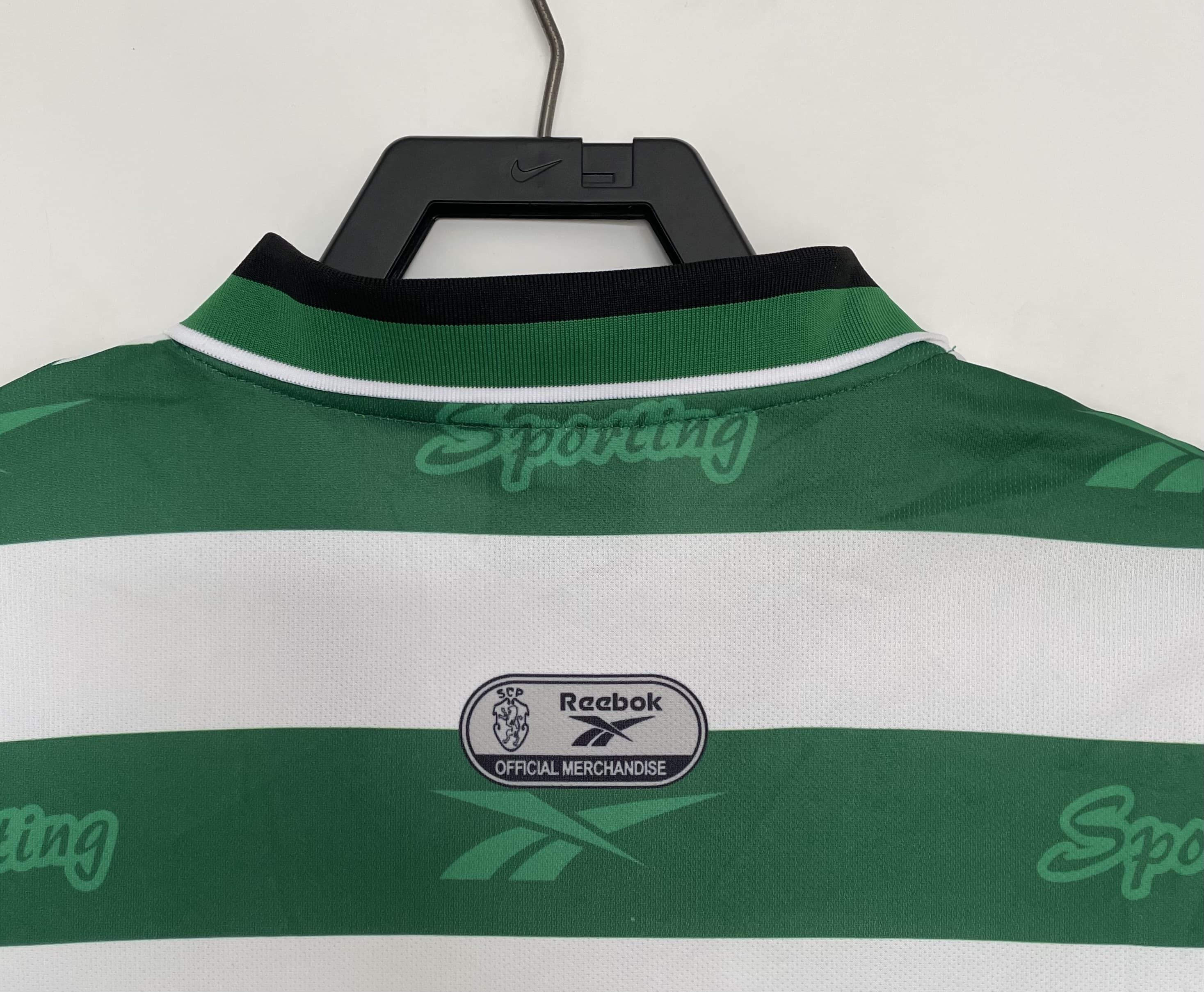 Sporting Lisbon 99-00 Home