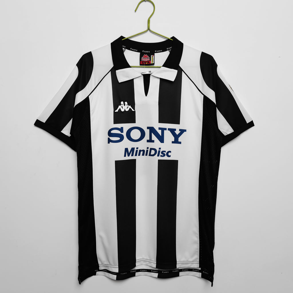Juventus 97-98 Home