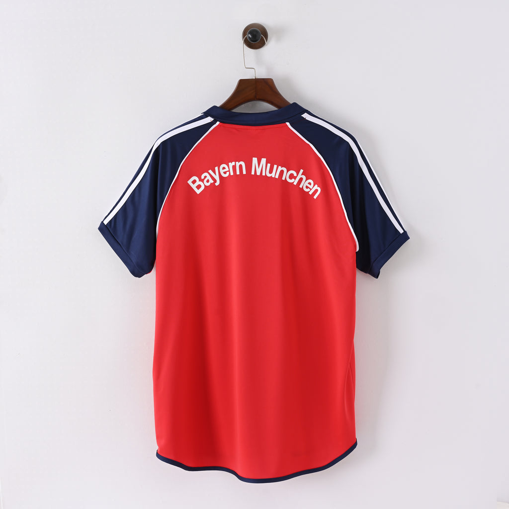 Bayern Munich 99-00 home kit